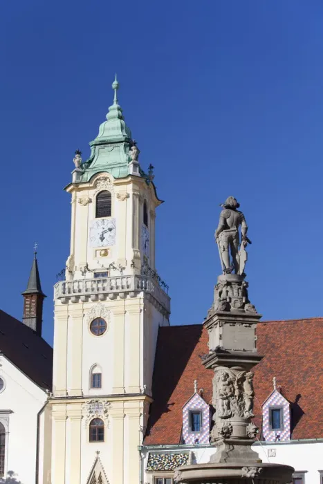 Framed Print : Old Town Hall and Rolands Fountain statue in Hlavne Nam (Main Square), Bratislava