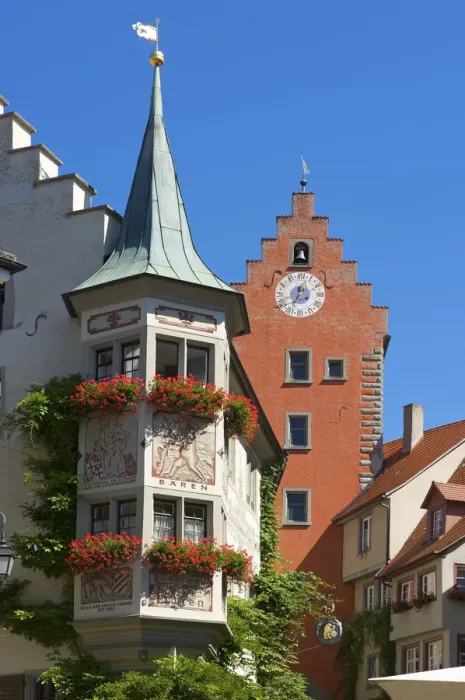 Framed Print : Old town of Meersburg, Lake Constance, Baden-Wuerttemberg, Germany Framed Print : Old town of Meersburg, Lake Constance, Baden-Wuerttemberg, Germany