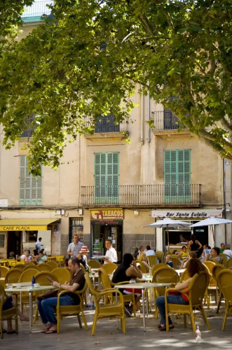 Framed Print : Old Town, Palma, Mallorca, Spain Framed Print : Old Town, Palma, Mallorca, Spain