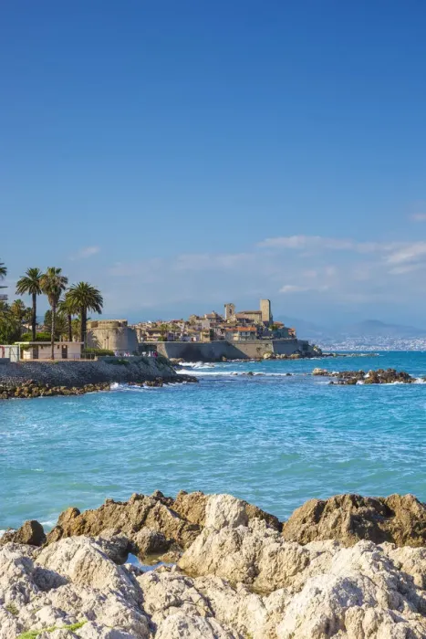 Framed Print : Old town and sea wall in Antibes, Alpes-Maritimes, Provence-Alpes-Cote D Azur Framed Print : Old town and sea wall in Antibes, Alpes-Maritimes, Provence-Alpes-Cote D Azur