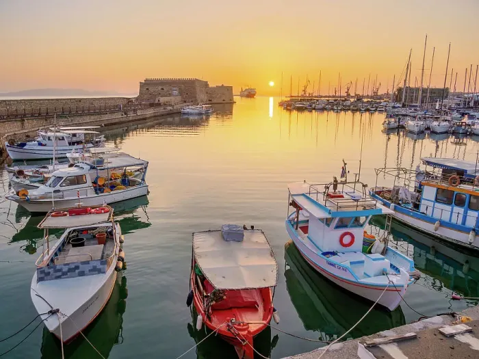 Framed Print : Old Venetian Port and The Koules Fortress at sunrise, City of Heraklion, Crete, Greece Framed Print : Old Venetian Port and The Koules Fortress at sunrise, City of Heraklion, Crete, Greece