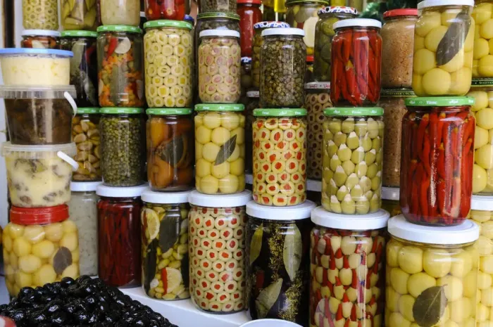 Framed Print : Olive stand, Medina Souk, Marrakech, Morocco