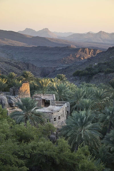 Oman, Ad Dakhiliyah region, Al Hamra, Misfat Al Abreen, An old house made of stone