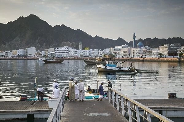 Oman, Muscat, Mutrah, Morning at the Mutrah Fish Market
