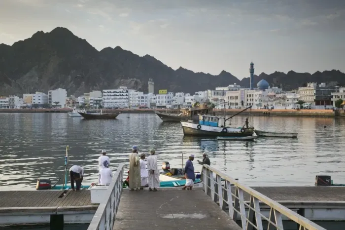 Framed Print : Oman, Muscat, Mutrah, Morning at the Mutrah Fish Market Framed Print : Oman, Muscat, Mutrah, Morning at the Mutrah Fish Market