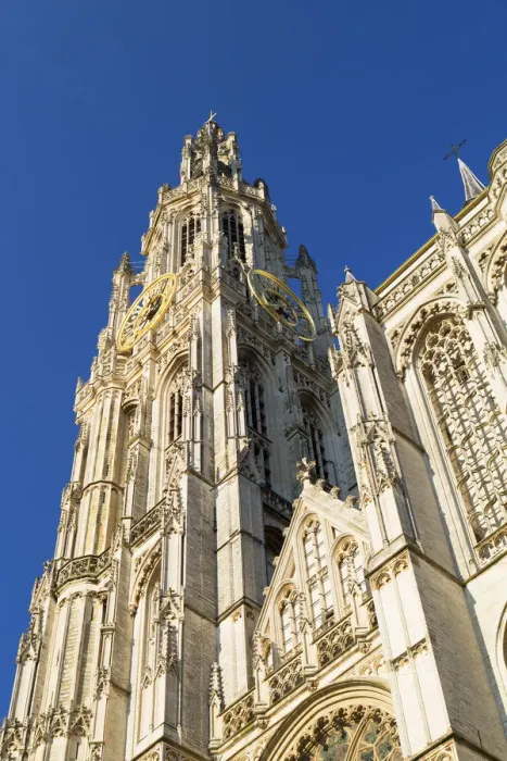 Framed Print : Onze-Lieve-Vrouwe Cathedral, Antwerp, Flanders, Belgium Framed Print : Onze-Lieve-Vrouwe Cathedral, Antwerp, Flanders, Belgium