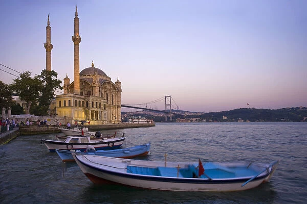 Ortakoy Camii (Mosque) and the Bosphorus Bridge, Istanbul, Turkey