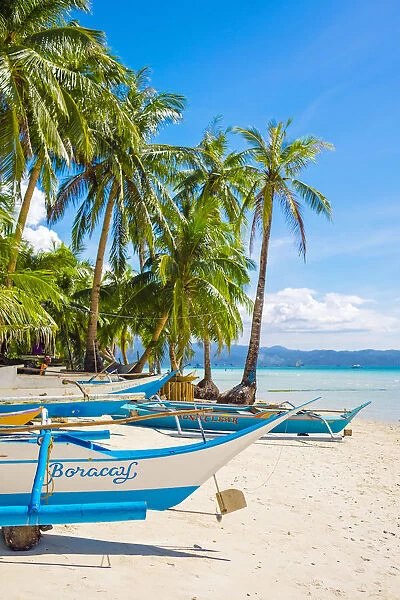 Otrigger bangka boats on Diniwid Beach, Boracay Island, Aklan Province, Western Visayas