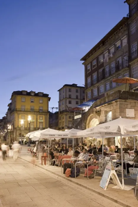 Framed Print : Outdoor Cafa on Douro River, Ribeira District, Porto (UNESCO World Heritage), Portugal Framed Print : Outdoor Cafa on Douro River, Ribeira District, Porto (UNESCO World Heritage), Portugal