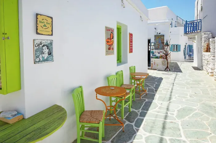 Framed Print : Outdoor cafe, Chora, Folegandros Island, Cyclades Islands, Greece