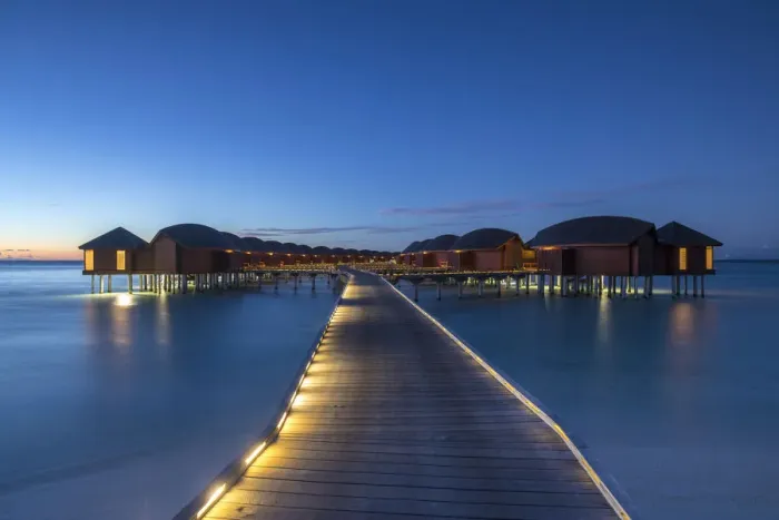 Framed Print : Overwater bungalows, Anantara Dhigu resort, South Male Atoll, Maldives Framed Print : Overwater bungalows, Anantara Dhigu resort, South Male Atoll, Maldives