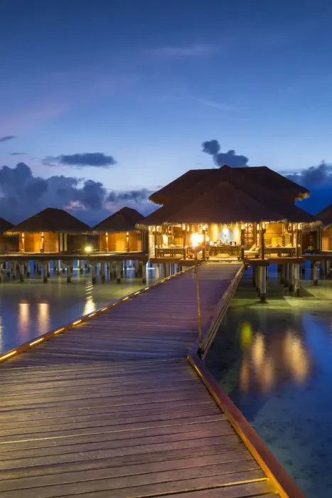 Framed Print : Overwater Spa, Anantara Dhigu resort, South Male Atoll, Maldives Framed Print : Overwater Spa, Anantara Dhigu resort, South Male Atoll, Maldives