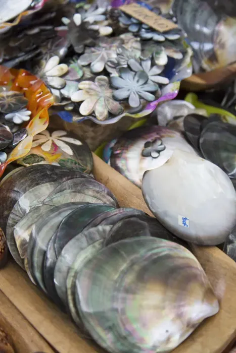 Framed Print : Oyster shells at Marche de Pape ete (Pape ete Market), Pape ete, Tahiti