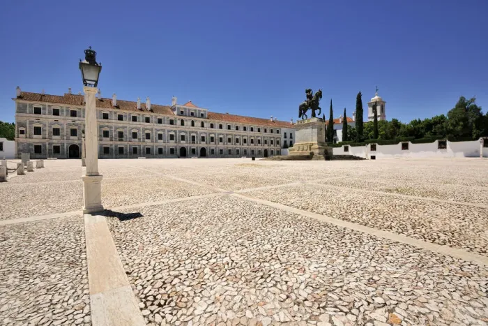 Framed Print : Paco Ducal (Palace of the Duke) of Vila Vicosa with the equestrian statue of King Framed Print : Paco Ducal (Palace of the Duke) of Vila Vicosa with the equestrian statue of King