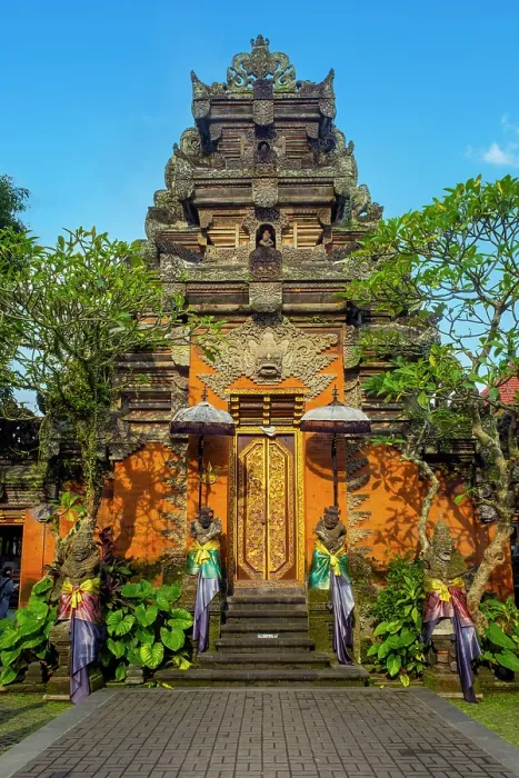 Framed Print : Paduraksa (kori) gateway, Ubud Palace, Ubud, Bali, Indonesia Framed Print : Paduraksa (kori) gateway, Ubud Palace, Ubud, Bali, Indonesia