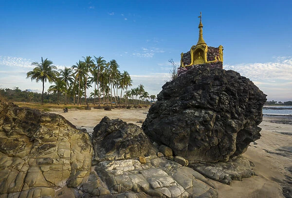 Pagoda at Chaung Tha Beach, Chaungtha, Pathein Township, Pathein District
