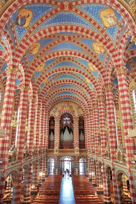 Framed Print : The painted interior ceiling of the Almagro Basilica (Spanish: Basilica de Maria Auxiliadora y San Carlos), Almagro, Buenos Aires, Argentina