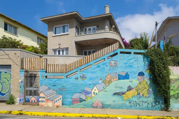 Framed Print : Painted mural of house on Avenida Alemania, Cerro Alegre, Valparaiso, Valparaiso Province, Valparaiso Region, Chile