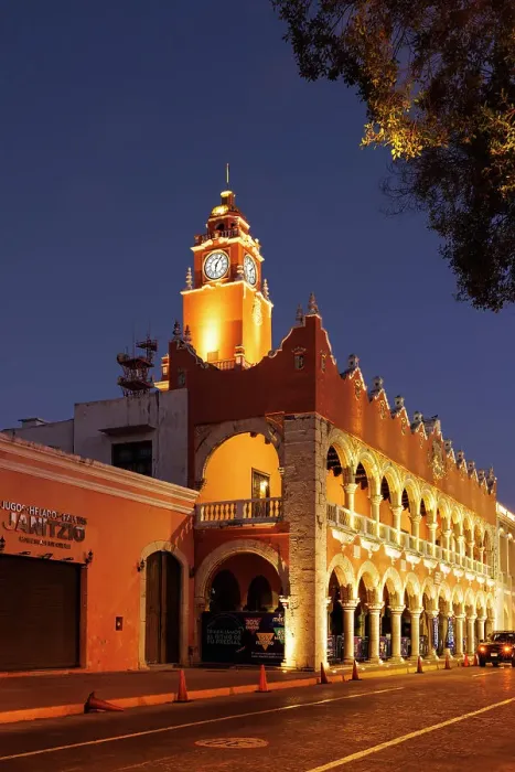 Framed Print : Palacio Municipal (town hall), Merida, Yucatan, Mexico