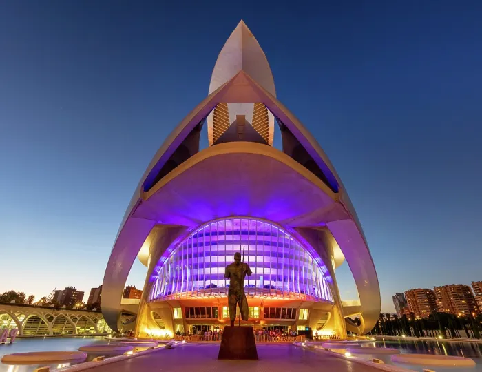 Framed Print : The Palau de les Arts Reina Sofia (Queen Sofia Palace of the Arts), Ciudad de los artes y ciencias (City of Arts and Sciences), Valencia, Spain