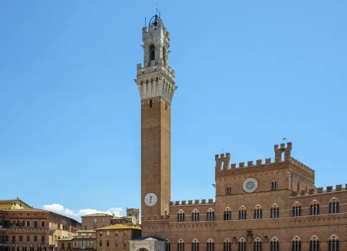 Framed Print : Palazzo Pubblico and Torre del Mangia on Piazza del Campo, UNESCO World Heritage Site Framed Print : Palazzo Pubblico and Torre del Mangia on Piazza del Campo, UNESCO World Heritage Site