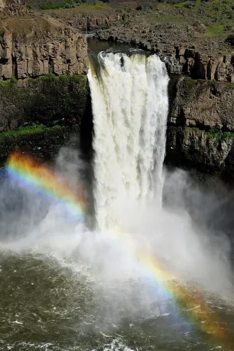 Framed Print : Palouse Falls with rainbow, Palouse Falls State Park, Washington, USA Framed Print : Palouse Falls with rainbow, Palouse Falls State Park, Washington, USA
