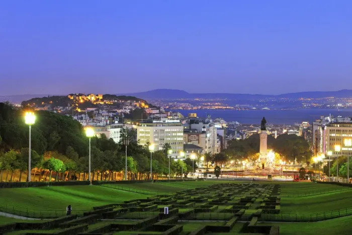 Framed Print : The panorama from the Eduardo VII Park at twilight Framed Print : The panorama from the Eduardo VII Park at twilight