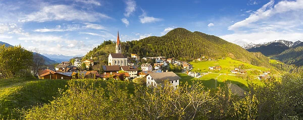 a panoramic view of the little alpine village of Teis (Tiso) in Villnaoss