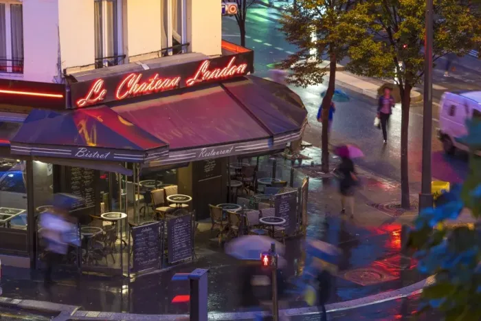 Framed Print : Paris cafe, Paris, France Framed Print : Paris cafe, Paris, France