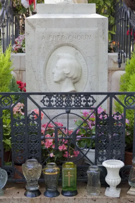 Framed Print : Paris, France. The grave of Frederick Chopin in the Pere Lachaise cemetary in Paris Framed Print : Paris, France. The grave of Frederick Chopin in the Pere Lachaise cemetary in Paris
