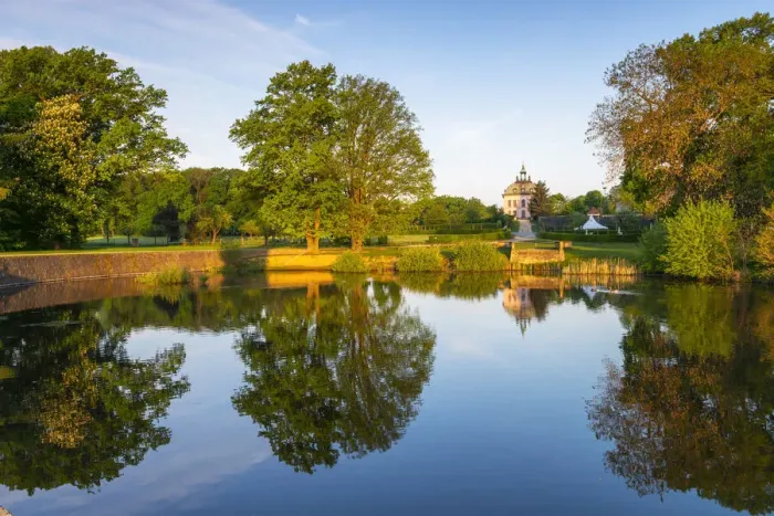 Framed Print : Park with Fasanenschloesschen, water reflection in the lake, Moritzburg