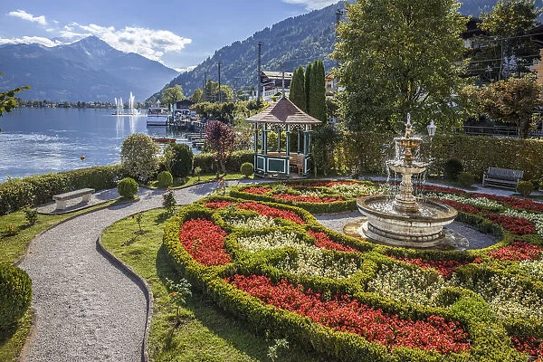 Park in Zell am See, Salzburger Land, Austria