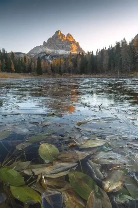 Framed Print : The partially frozen Antorno lake and the Tre Cime di Lavaredo during a cold autumn morning, in the Italian Dolomites Framed Print : The partially frozen Antorno lake and the Tre Cime di Lavaredo during a cold autumn morning, in the Italian Dolomites