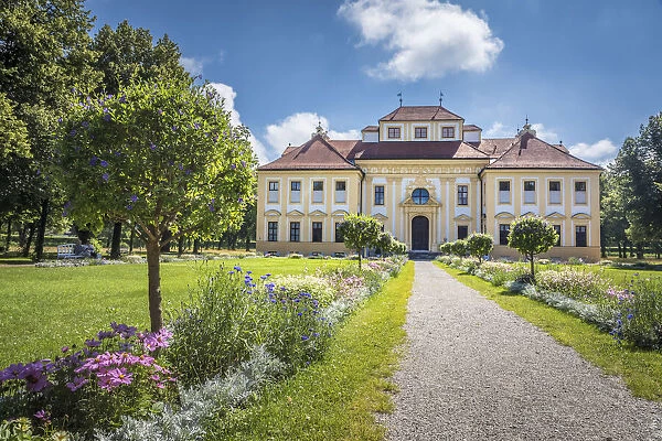 Path to Lustheim Castle in the park of Oberschleissheim near Munich, Upper Bavaria, Bavaria, Germany