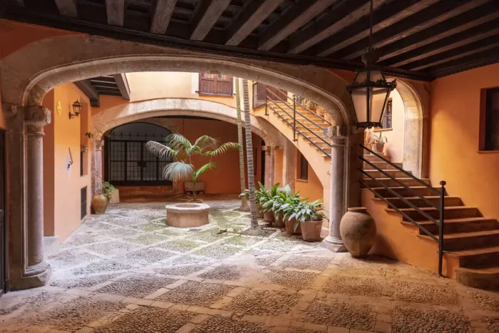 Framed Print : Patio in the Old Town, Palma de Mallorca, Mallorca, Balearic Islands; Spain Framed Print : Patio in the Old Town, Palma de Mallorca, Mallorca, Balearic Islands; Spain