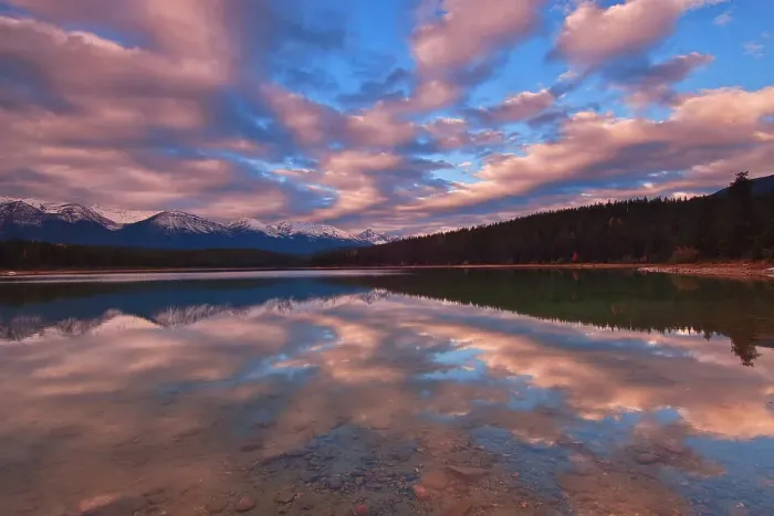 Framed Print : Patricia Lake, and the Trident Range at sunrise, Jasper National Park, Alberta, Canada Framed Print : Patricia Lake, and the Trident Range at sunrise, Jasper National Park, Alberta, Canada