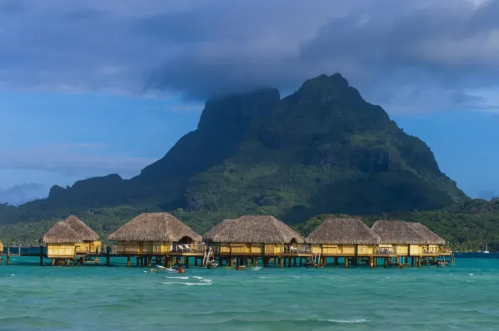 Framed Print : Pearl Beach Resort, Bora-Bora, French Polynesia Framed Print : Pearl Beach Resort, Bora-Bora, French Polynesia