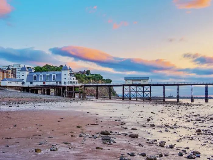 Framed Print : Penarth Pier at dawn, Penarth, Wales, United Kingdom Framed Print : Penarth Pier at dawn, Penarth, Wales, United Kingdom