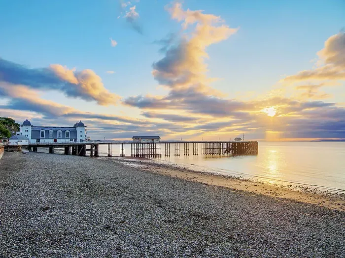 Framed Print : Penarth Pier at sunrise, Penarth, Wales, United Kingdom