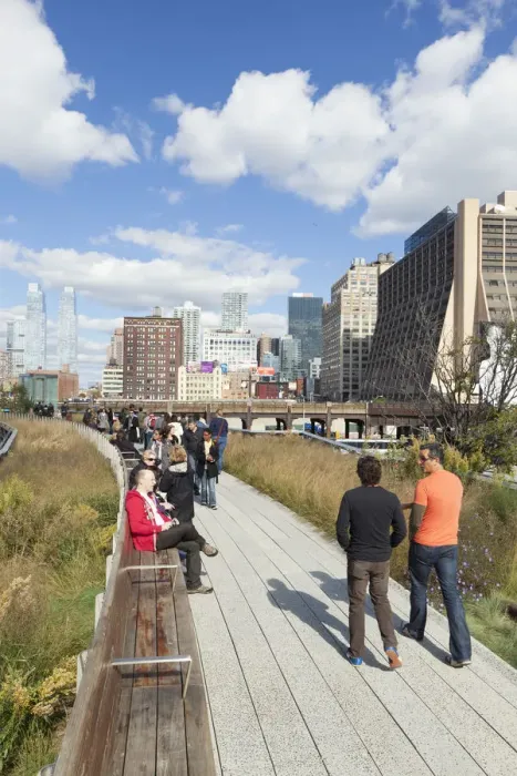Framed Print : People walking on the High Line, a 1-mile New York City park on a section of former Framed Print : People walking on the High Line, a 1-mile New York City park on a section of former