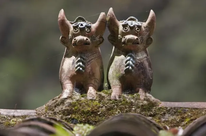 Framed Print : Peru, Clay bulls are common rooftop ornaments throughout Peru. Said to bring good luck Framed Print : Peru, Clay bulls are common rooftop ornaments throughout Peru. Said to bring good luck