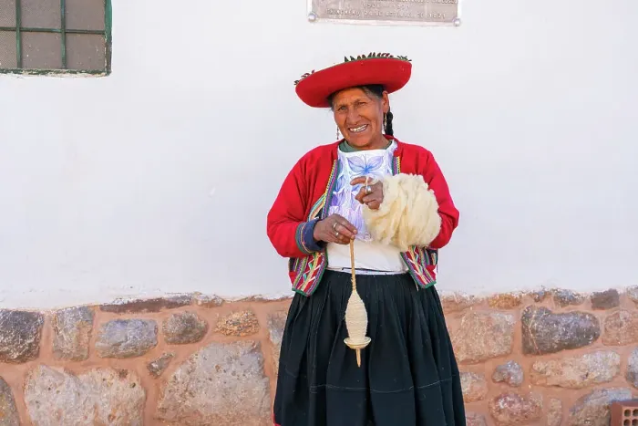 Framed Print : Peruvian woman in traditional dress winding up wool, Chinchero, Sacred Valley, Urubamba Province, Cusco Region, Peru Framed Print : Peruvian woman in traditional dress winding up wool, Chinchero, Sacred Valley, Urubamba Province, Cusco Region, Peru