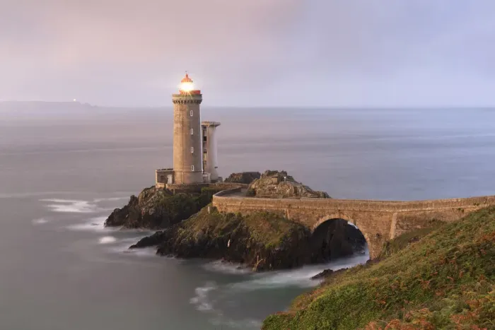 Framed Print : Petit Minou lighthouse, Plouzane, Brittany, France