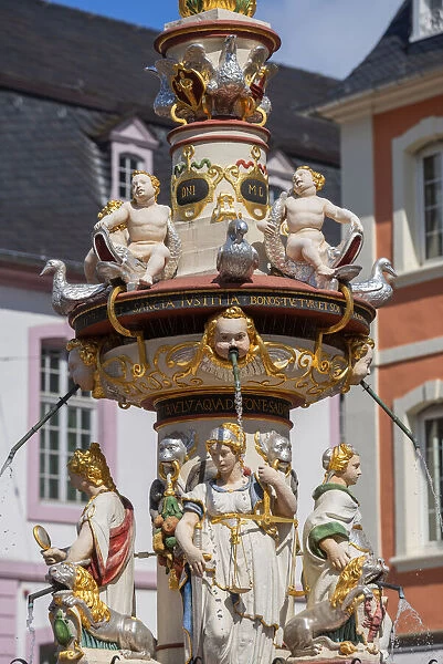 Petrus fountain at main market, Treves, Mosel valley, Rhineland-Palatinate, Germany
