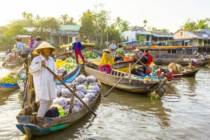 Framed Print : Phong Dien floating market, Phong Điền District, Cần Framed Print : Phong Dien floating market, Phong Điền District, Cần