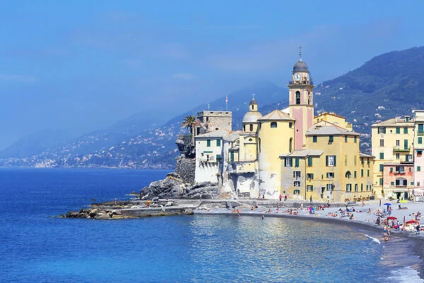 The picturesque fishing village of Camogli, Camogli, Liguria, Italy