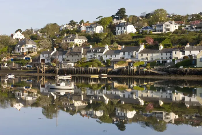 Framed Print : The picturesque South Hams village of Newton Ferrers, viewed from across the River