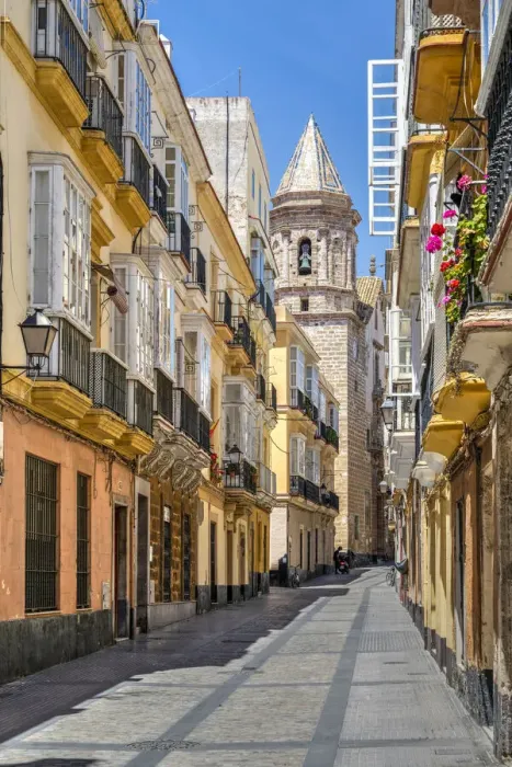 Framed Print : Picturesque street scene in the old town, Cadiz, Andalusia, Spain Framed Print : Picturesque street scene in the old town, Cadiz, Andalusia, Spain