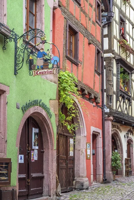 Framed Print : Picturesque street with traditional half-timbered houses, Riquewihr, Haut-Rhin, Alsace, Grand Est, France