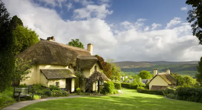 Framed Print : Picturesque thatched cottages in the village of Selworthy, Exmoor National Park, Somerset Framed Print : Picturesque thatched cottages in the village of Selworthy, Exmoor National Park, Somerset